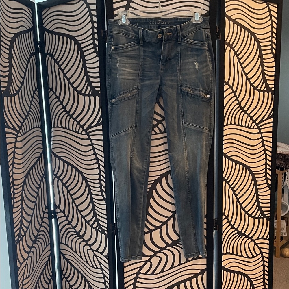 White House Black Market Skinny Jeans in distressed denim